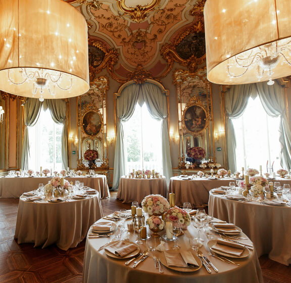 Dine In Table